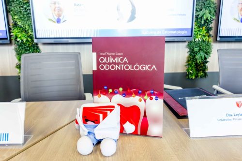 26082026-LR-Presentacion-del-libro-de-Quimica-odontologica-0001