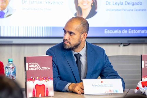 26082026-LR-Presentacion-del-libro-de-Quimica-odontologica-0015